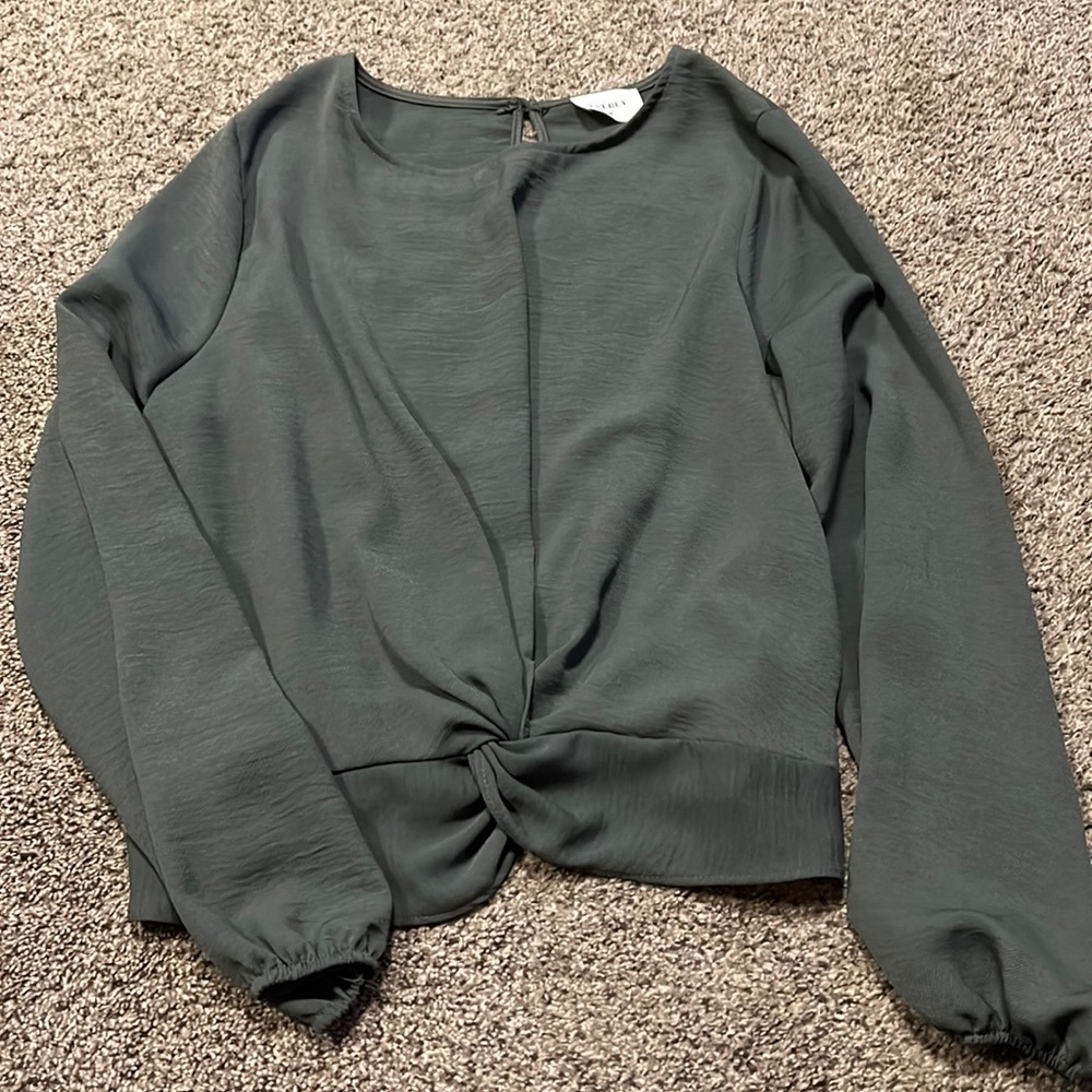 Large long sleeve crop top